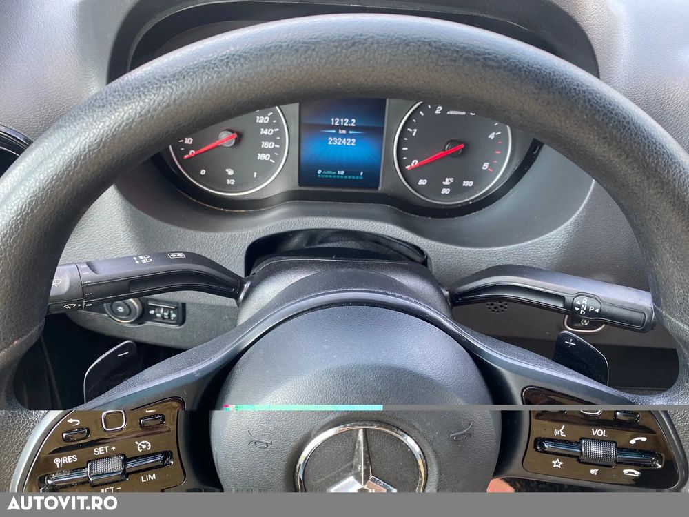 Mercedes-Benz SPRINTER - 25