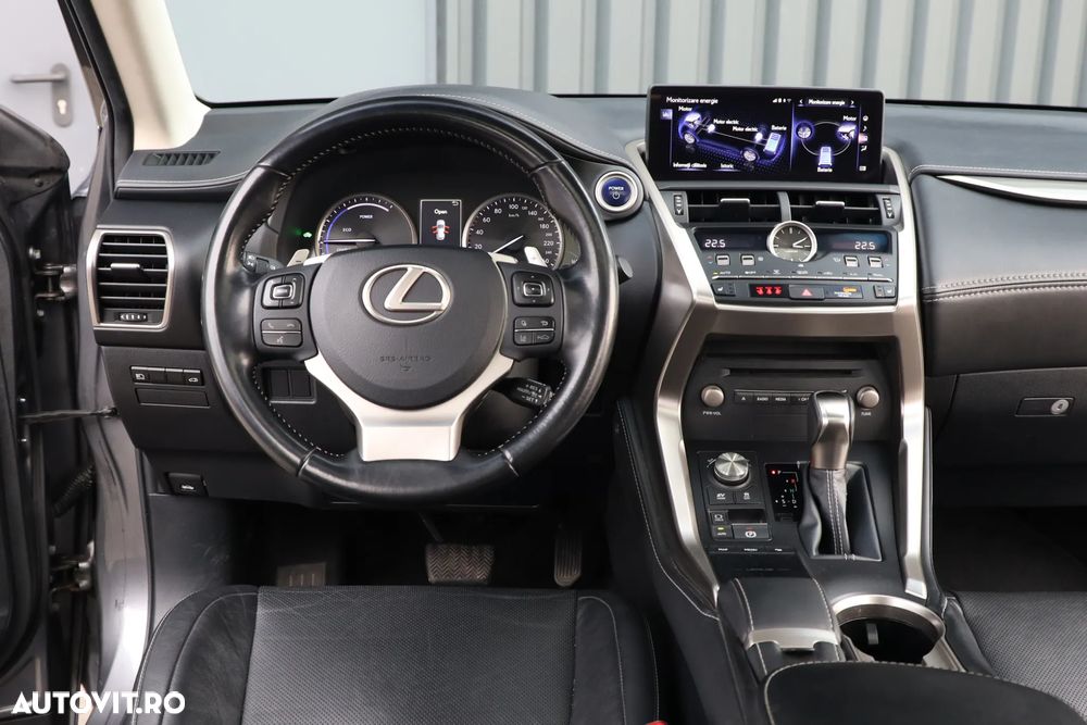 Lexus Seria NX 300h AWD Executive Plus - 36