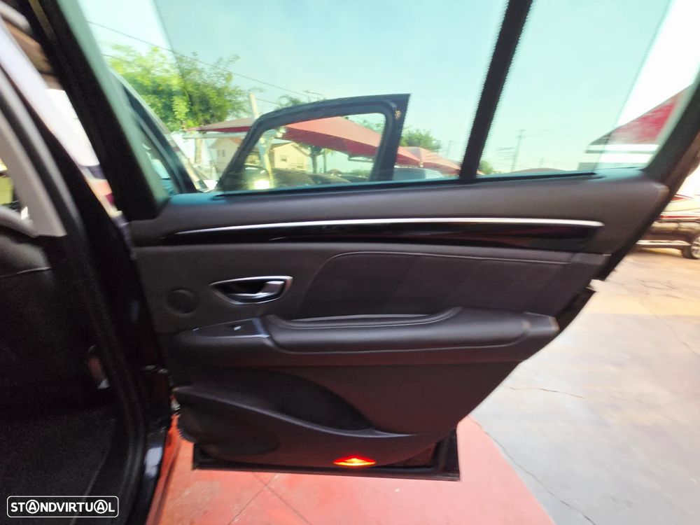 Renault Espace 1.6 dCi Initiale Paris EDC - 27