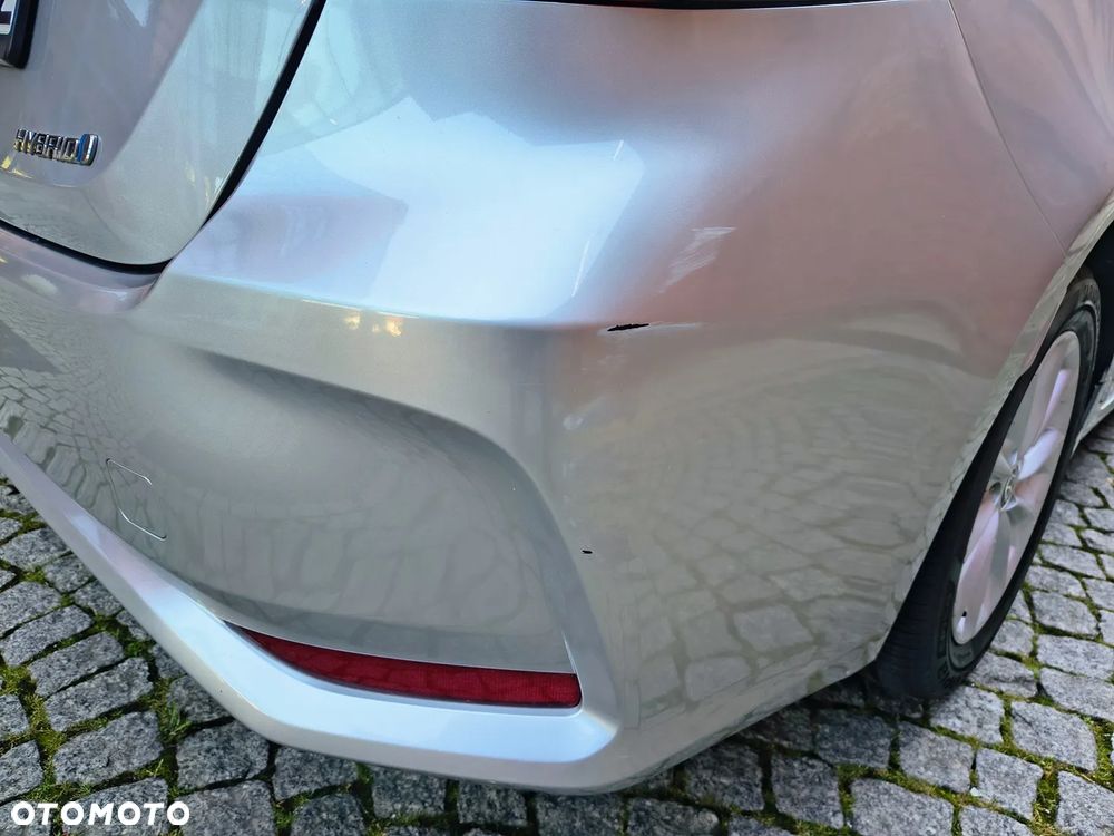 Toyota Corolla 1.8 Hybrid Comfort - 12