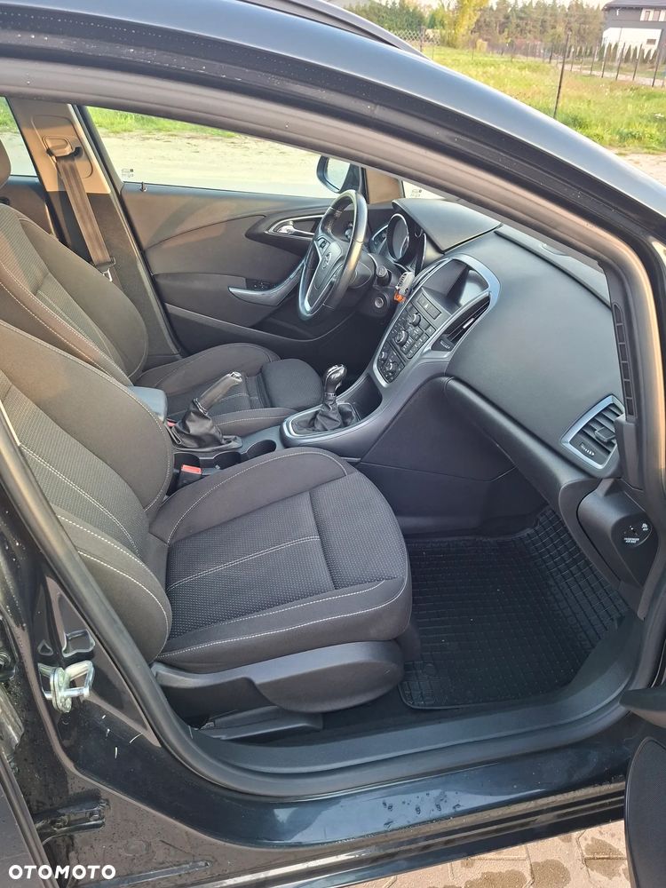Opel Astra - 11