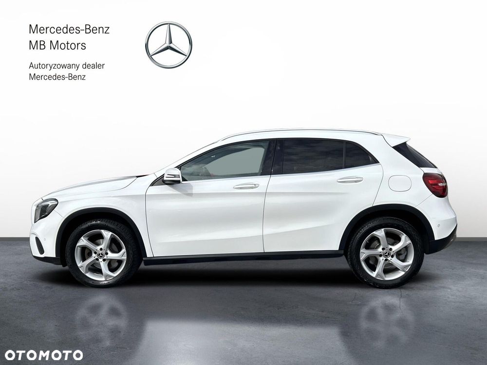 Mercedes-Benz GLA 200 7G-DCT Style - 3