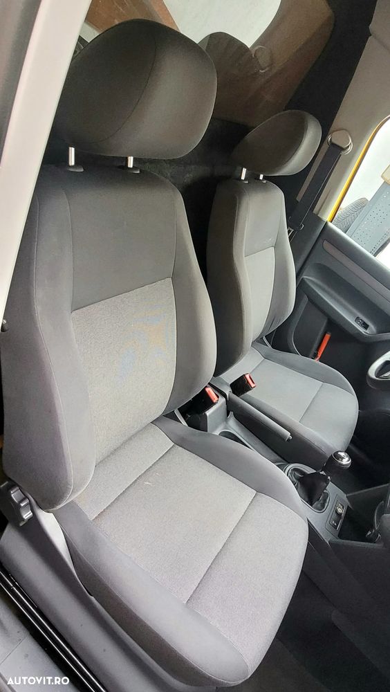 Volkswagen Caddy 1.6 TDI BlueMotion - 23