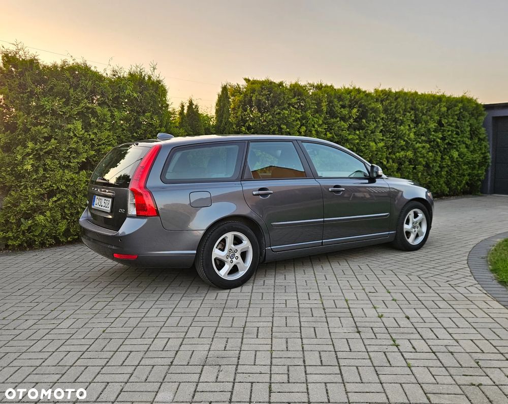 Volvo V50 DPF D2 Summum - 18