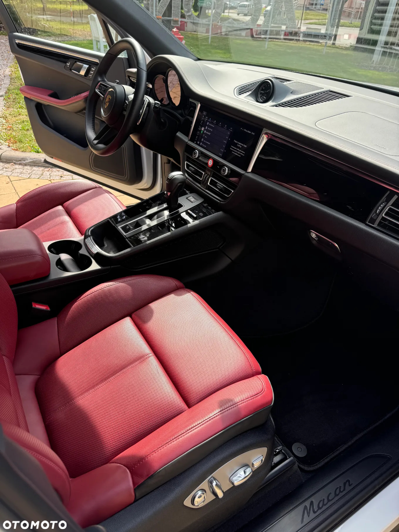 Porsche Macan - 10