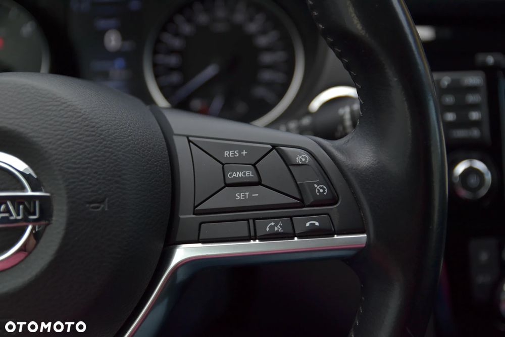 Nissan Qashqai 1.6 DCi N-Connecta EU6 - 27