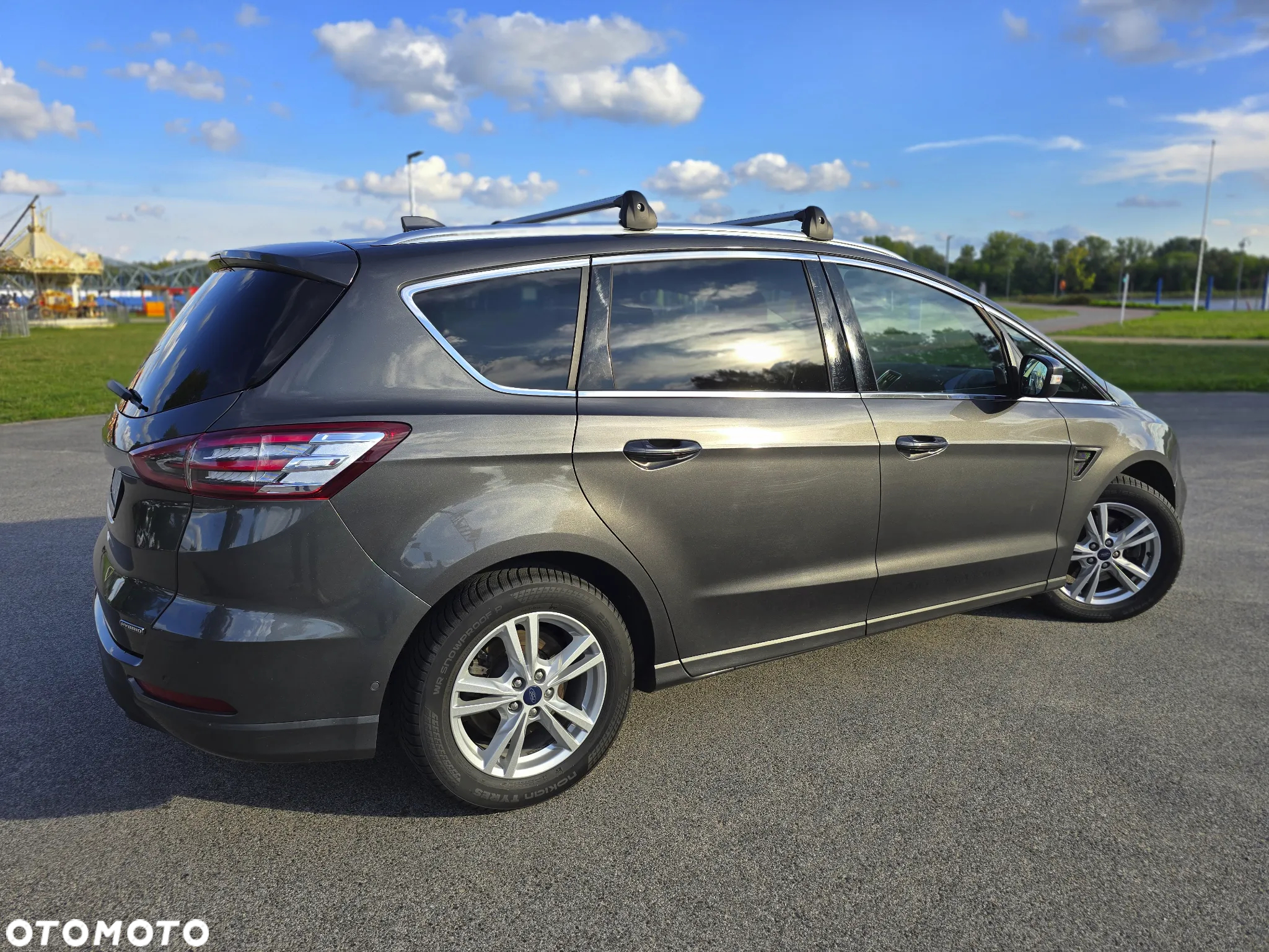 Ford S-Max - 9