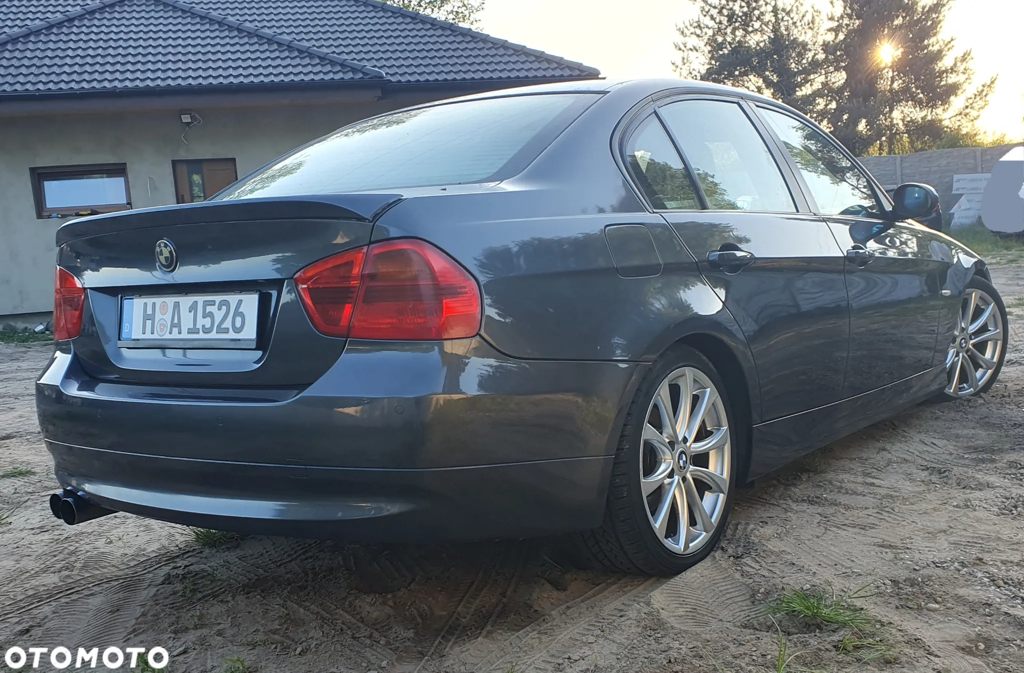 BMW Seria 3 320i - 5