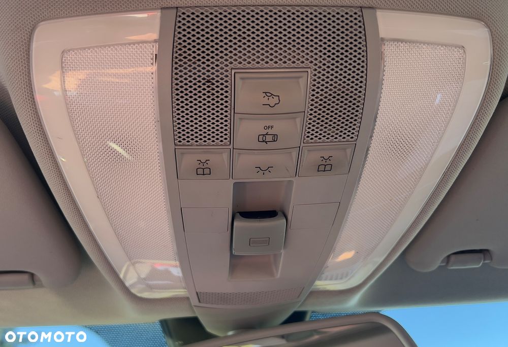 Mercedes-Benz Klasa C 220 CDI DPF Automatik Avantgarde - 8