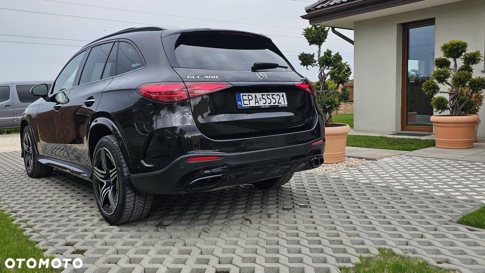 Mercedes-Benz GLC 300 4Matic 9G-TRONIC Edition AMG Line - 4