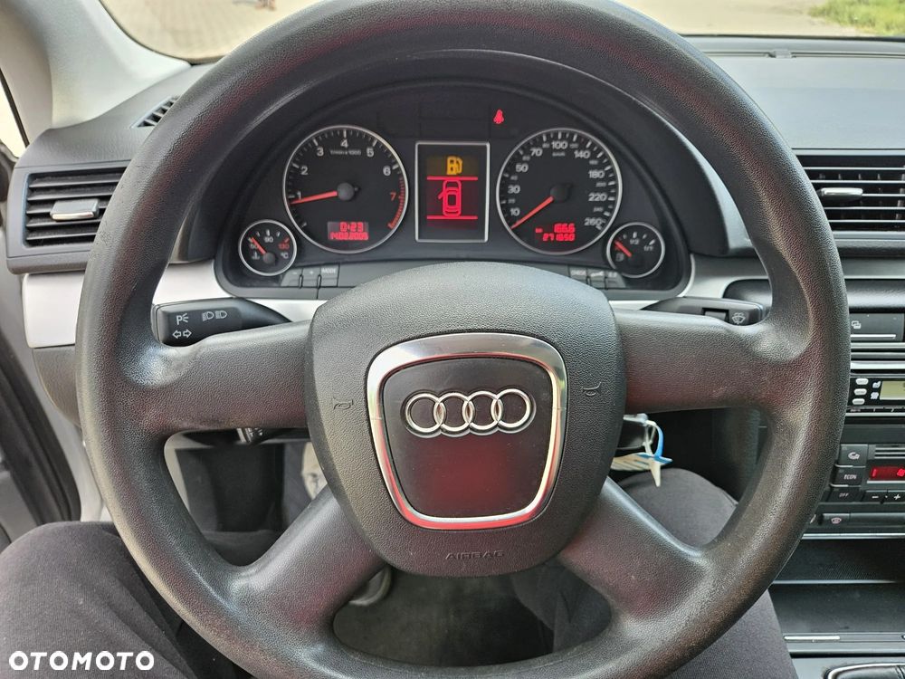 Audi A4 Avant - 9