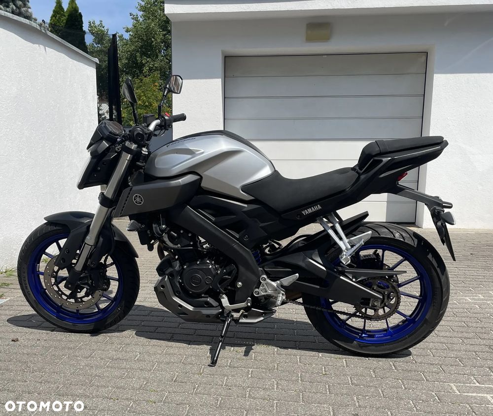Yamaha MT - 2