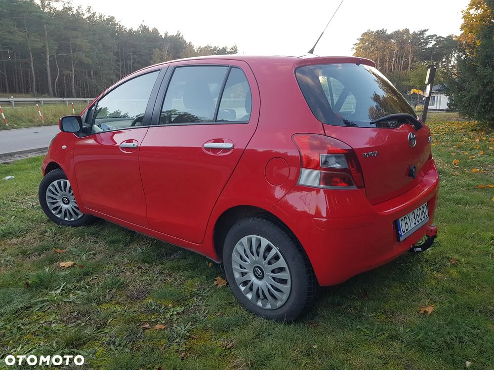 Toyota Yaris - 13