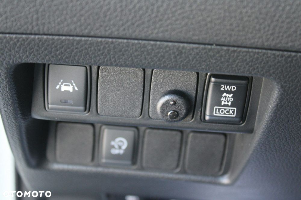 Nissan Qashqai - 23