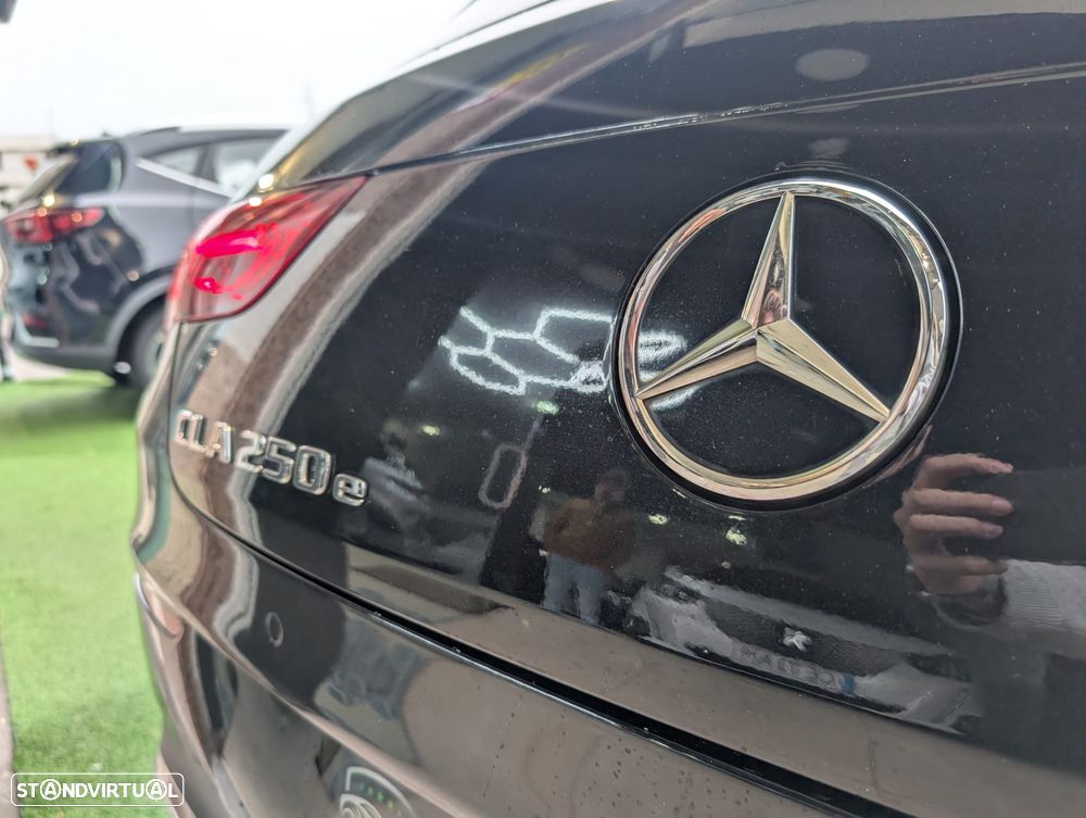 Mercedes-Benz CLA 250 e 8G-DCT Edition AMG Line - 32