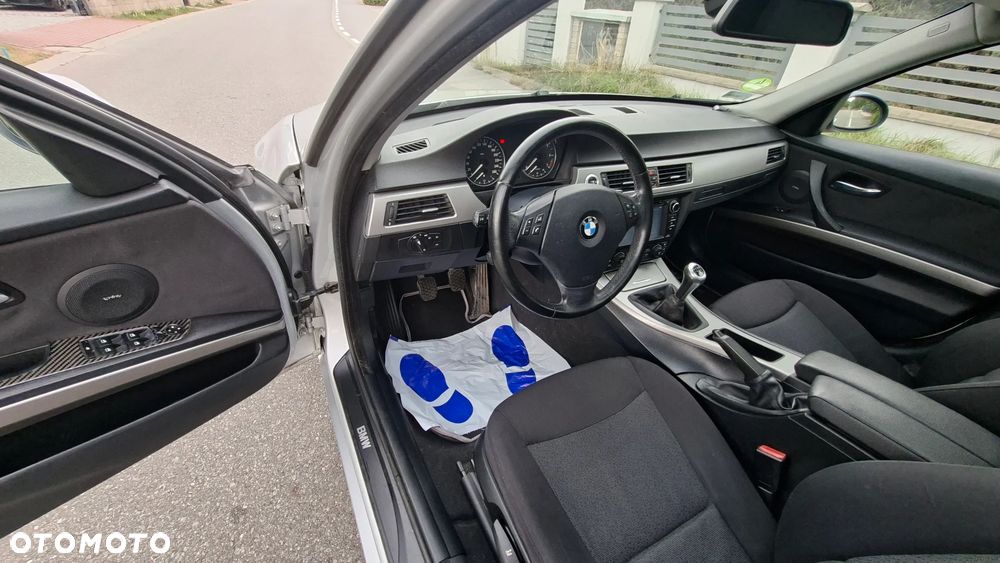 BMW Seria 3 - 23