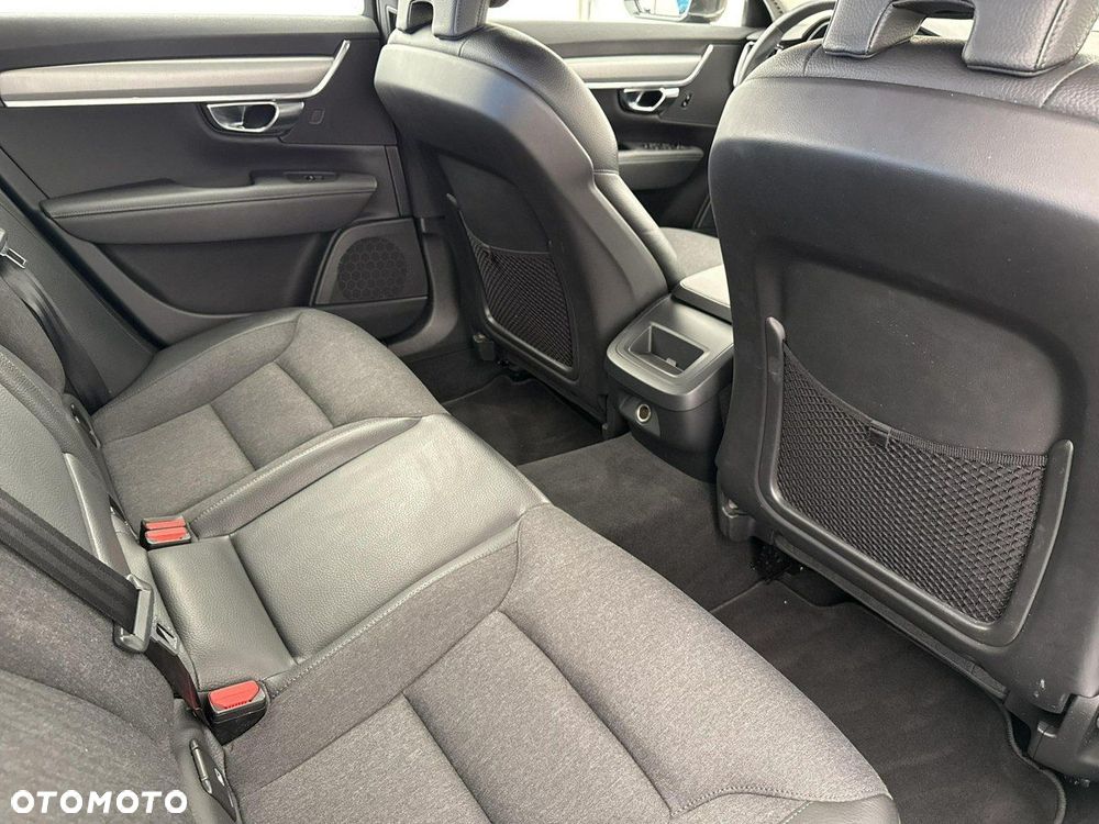 Volvo V90 - 23