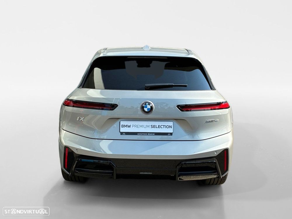 BMW iX xDrive 45 - 3