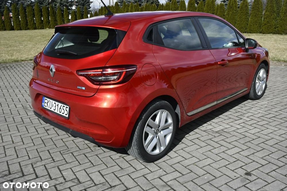 Renault Clio - 10