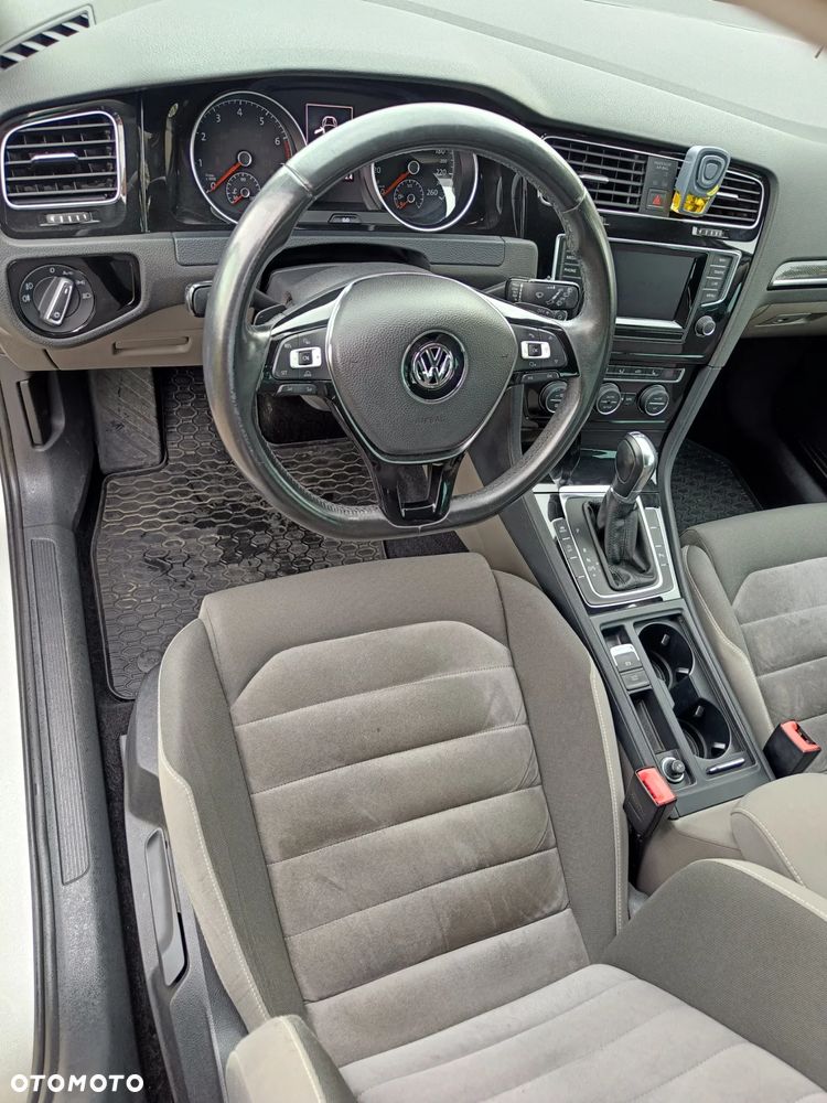 Volkswagen Golf 1.4 TSI BlueMotion Technology DSG Highline - 8