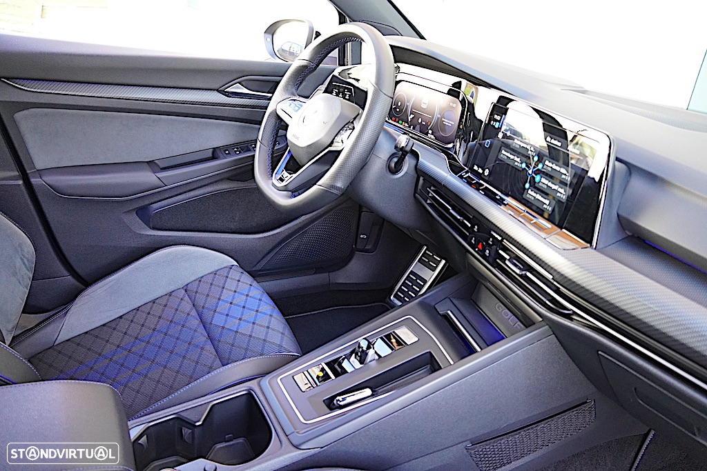 VW Golf 2.0 TSI R DSG - 21