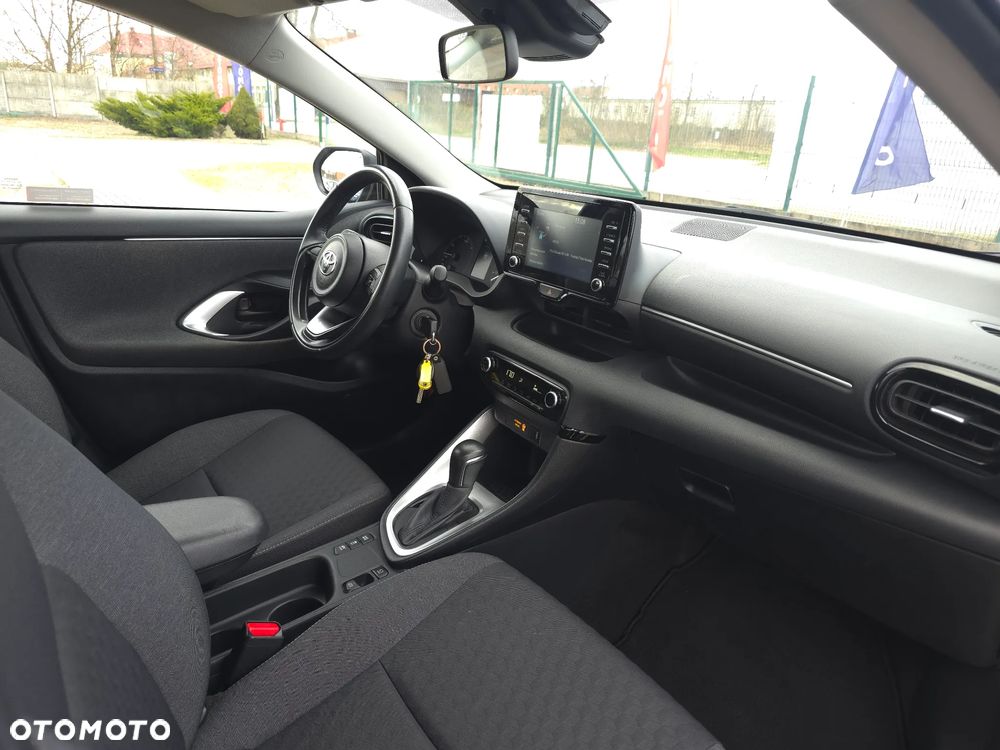 Toyota Yaris - 13
