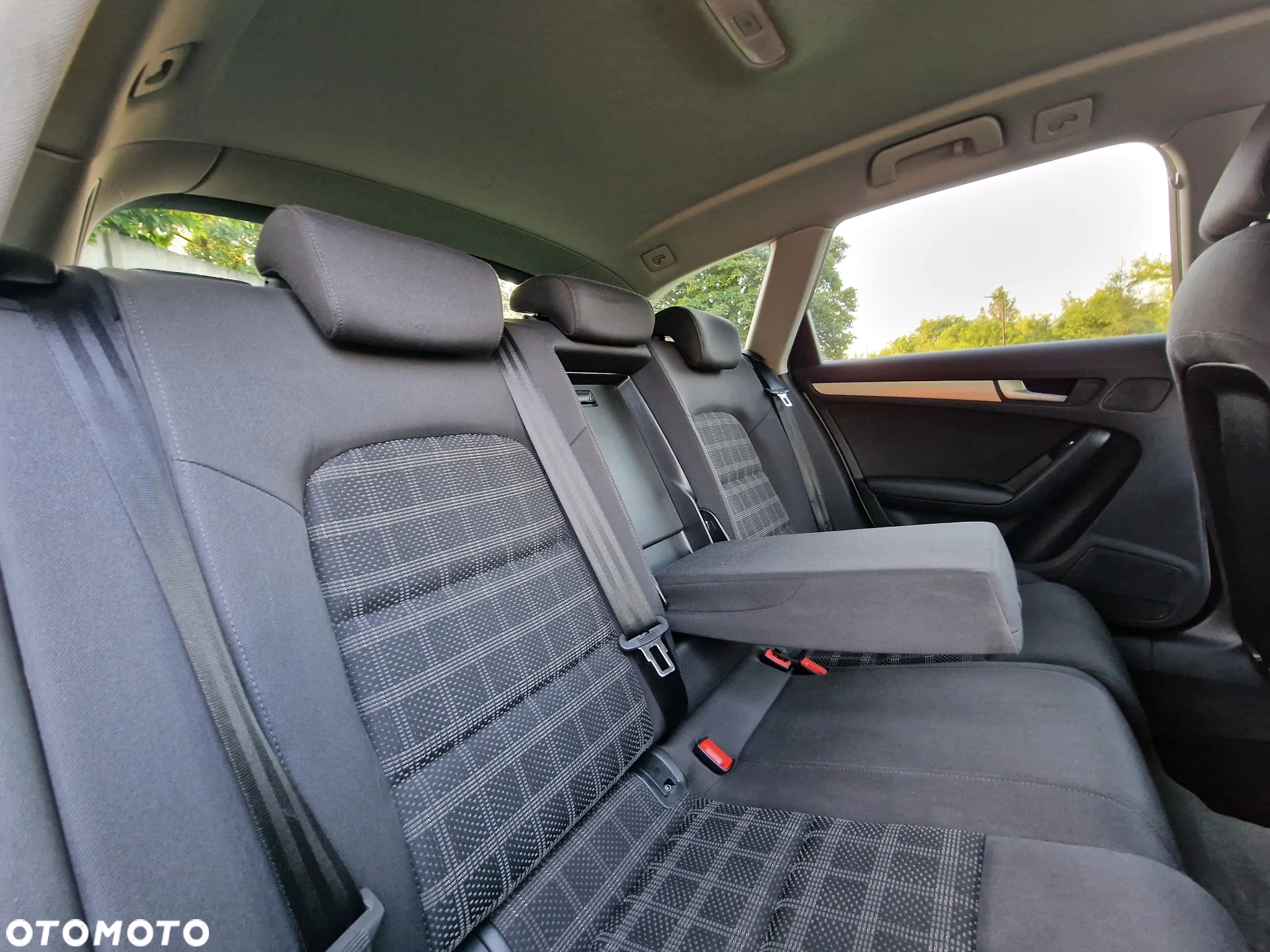 Audi A4 Avant 2.0 TDI DPF Attraction - 7