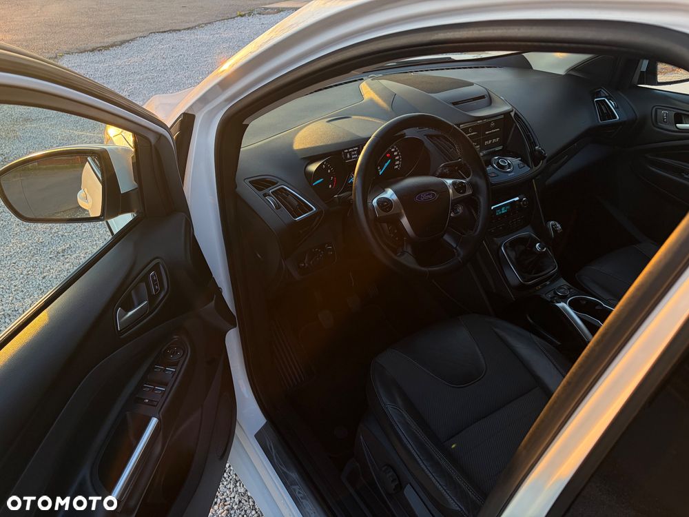 Ford Kuga 1.5 EcoBoost FWD Edition ASS MMT6 - 8