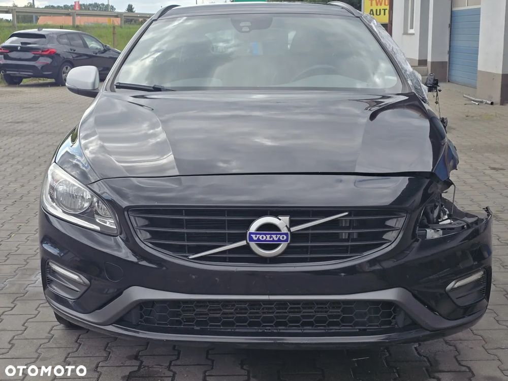 Volvo V60 D2 Drive-E R-Design Momentum - 13