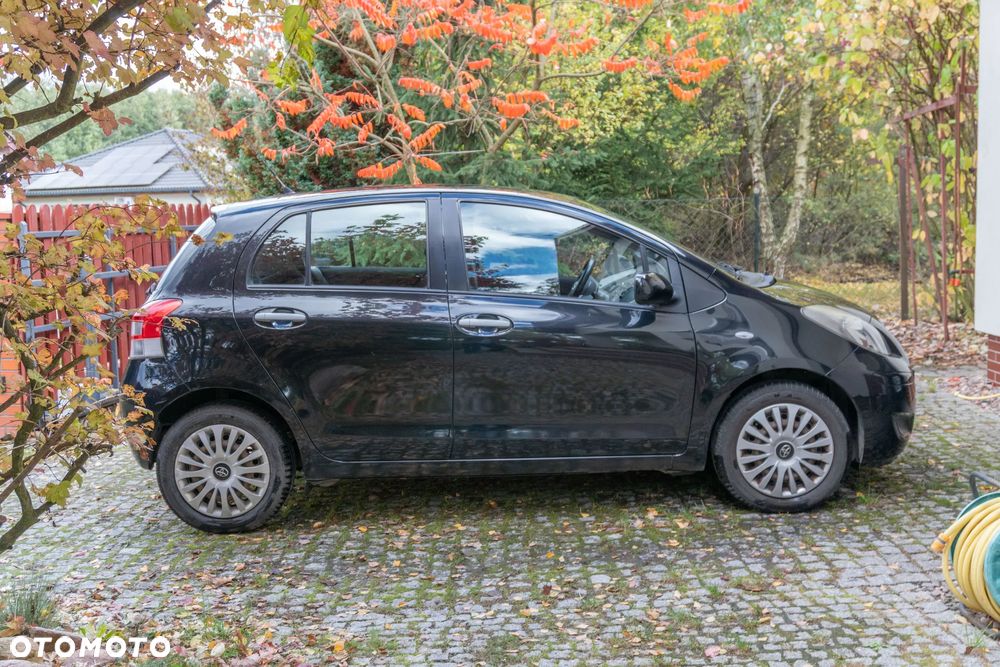 Toyota Yaris 1.33 Luna - 3