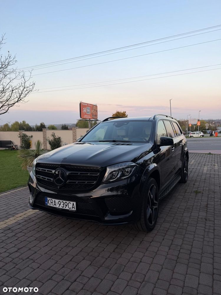Mercedes-Benz GLS 350 d 4-Matic - 1