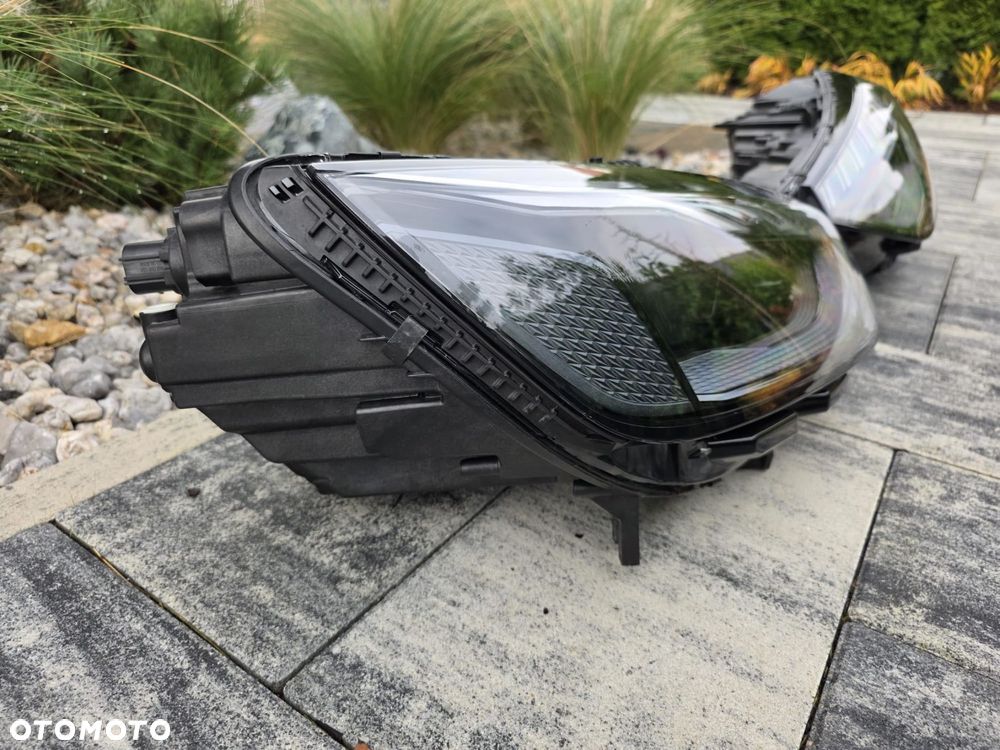 AUDI RS4 A4 S4 8W0 8W B9 LIFT Kompletne Lampy przód Full Led Matrix HD Czarne 8W0941035K 8W0941036J Ciemne - 5