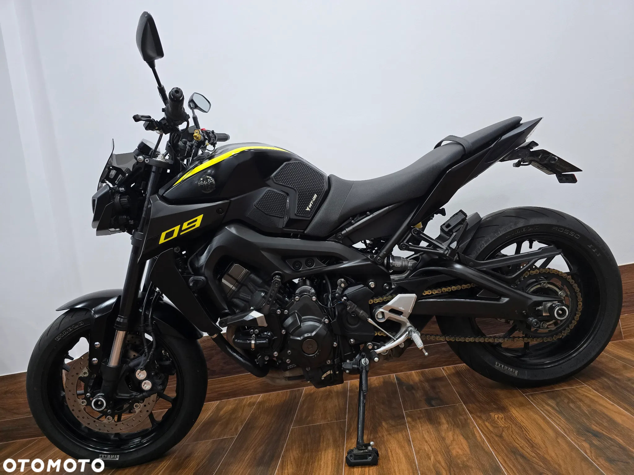 Yamaha MT - 6