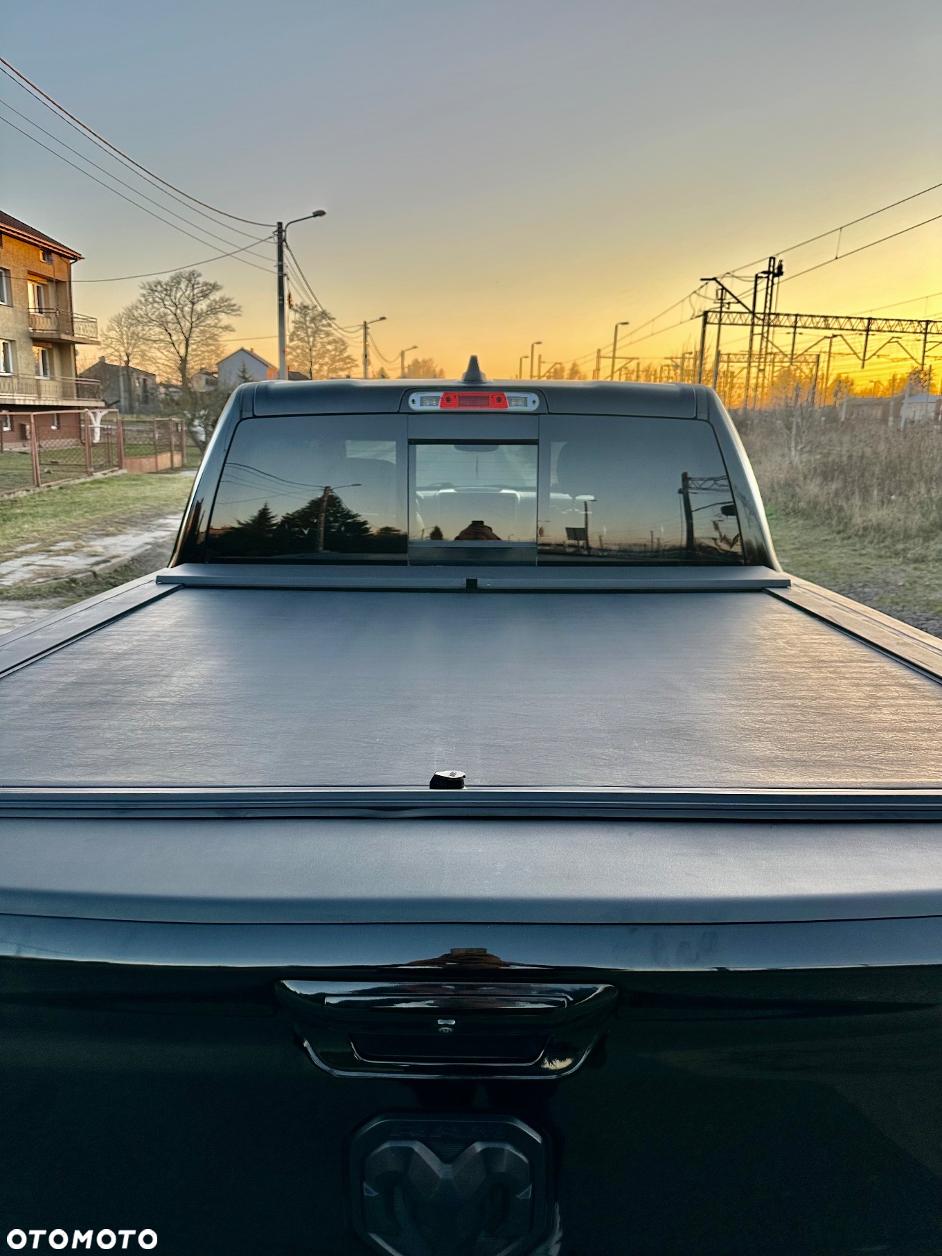 RAM 1500 Crew Cab Shortbed Bighorn - 16