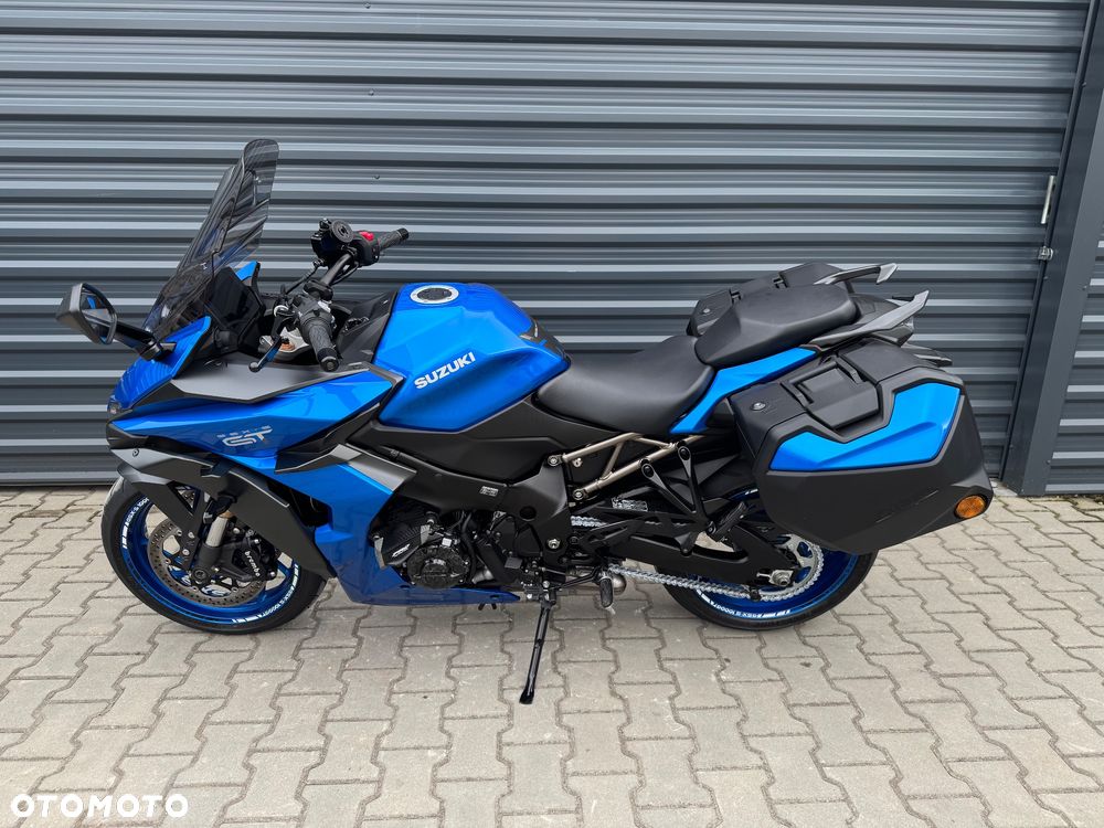 Suzuki GSX - 4