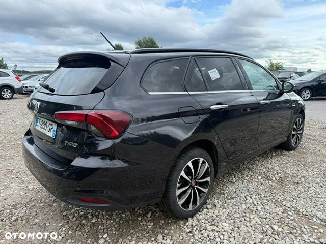 Fiat Tipo 1.6 MultiJet 16v Lounge DDCT - 6