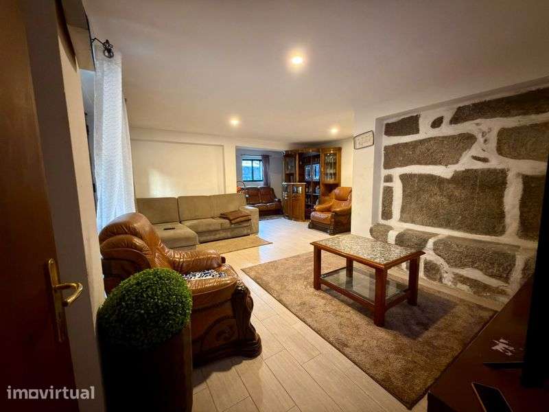Moradia t3 +2  com 2 casas de banho - Grande imagem: 5/12