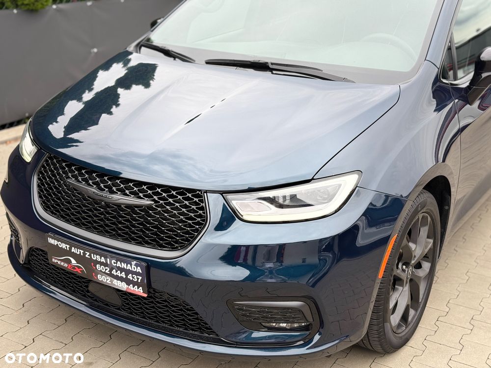 Chrysler Pacifica - 7