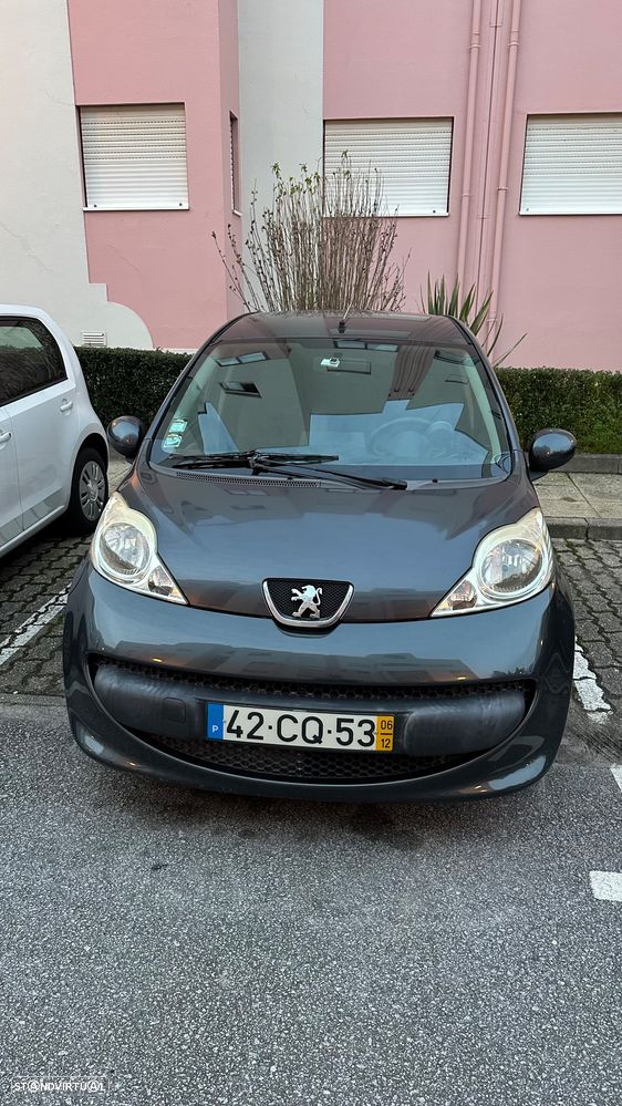 Peugeot 107 - 1
