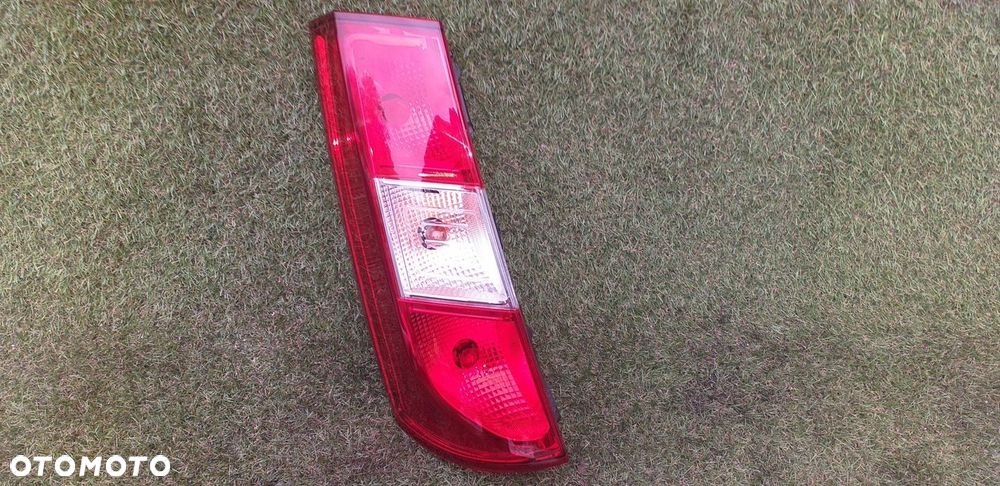 Lampa tylna prawa lub lewa do Dacia Dokker - 2