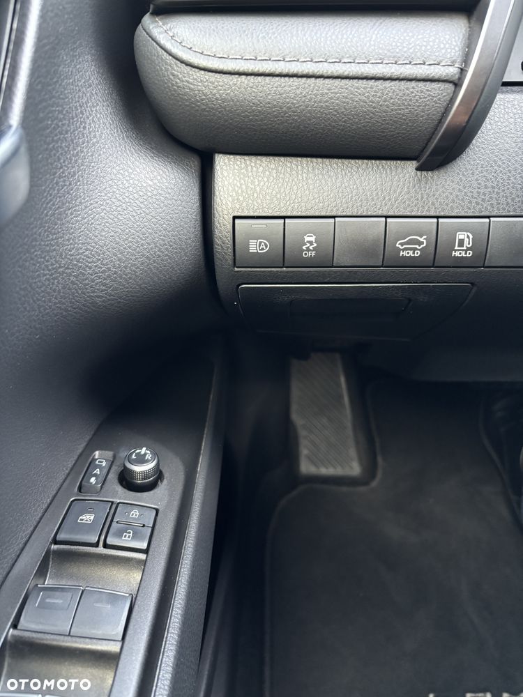 Toyota Camry 2.5 Hybrid Comfort CVT - 11
