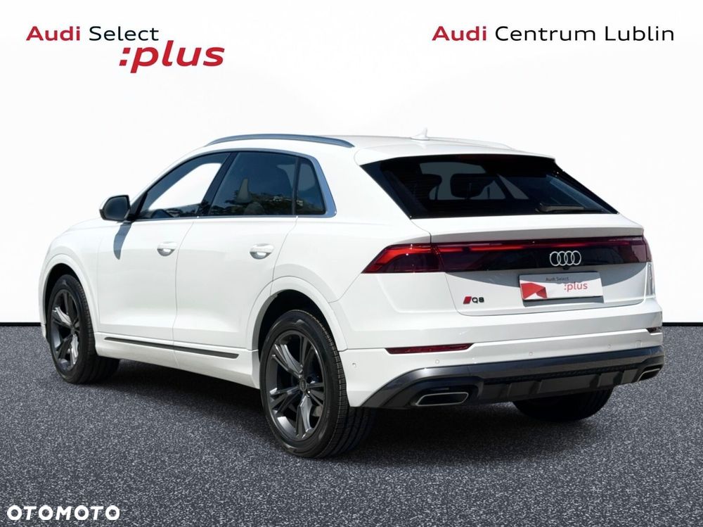Audi Q8 - 8