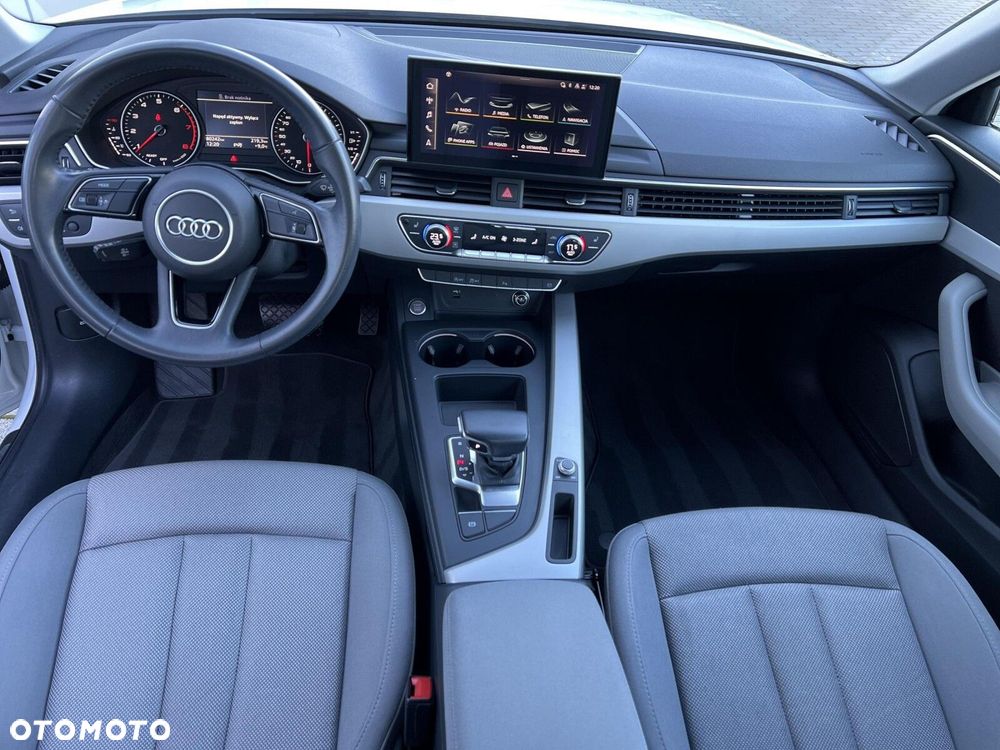 Audi A4 Limousine - 26