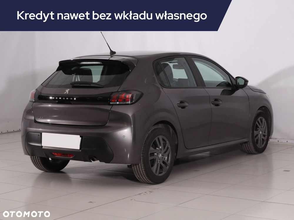 Peugeot 208 - 7