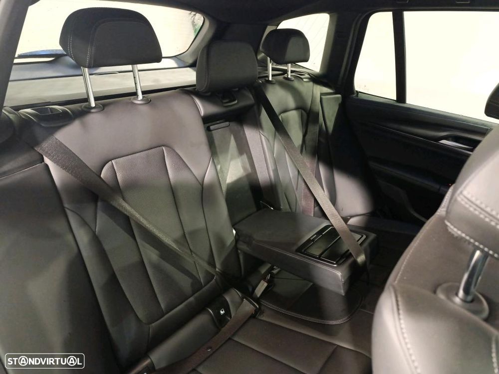 BMW X3 30 e xDrive Pack M - 8