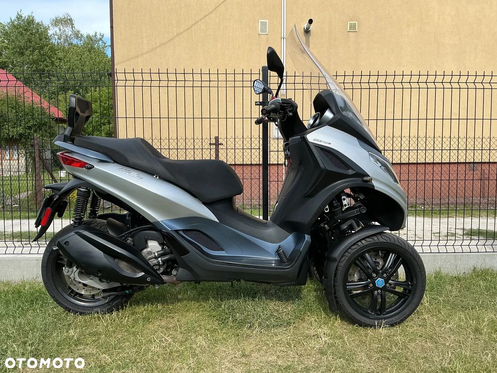 Piaggio MP-3 - 4