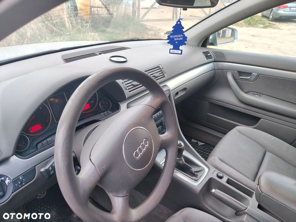 Audi A4 Avant - 5