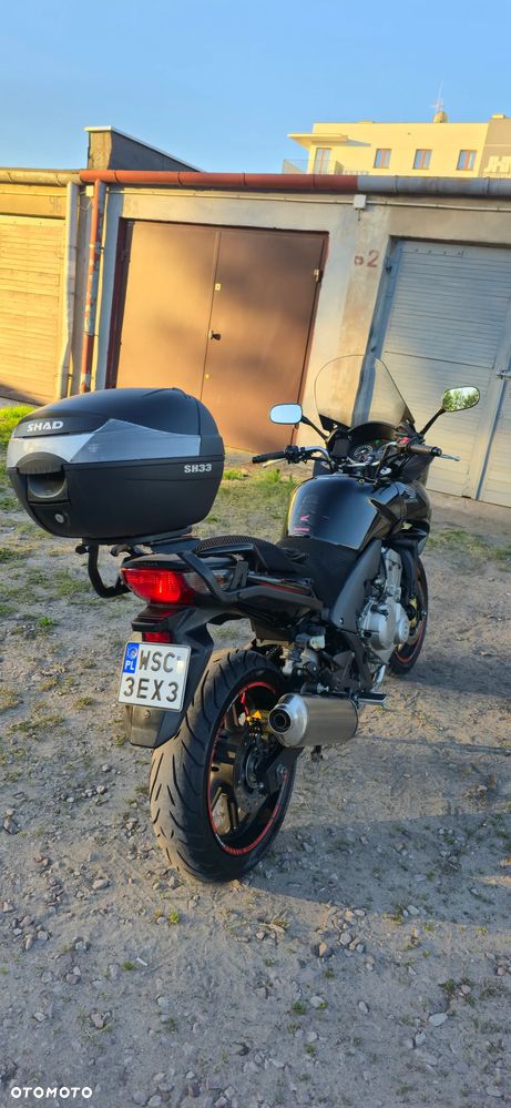 Honda CBF - 4