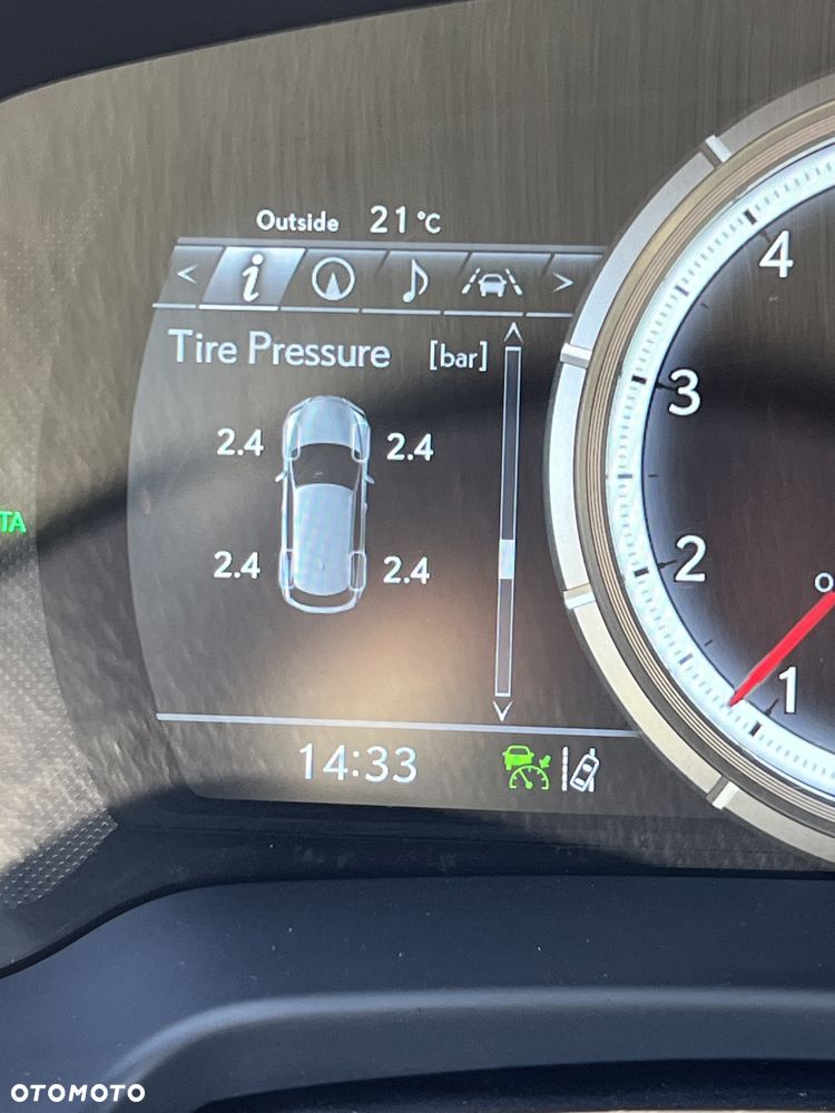 Lexus RX 450h (hybrid) F Sport - 37
