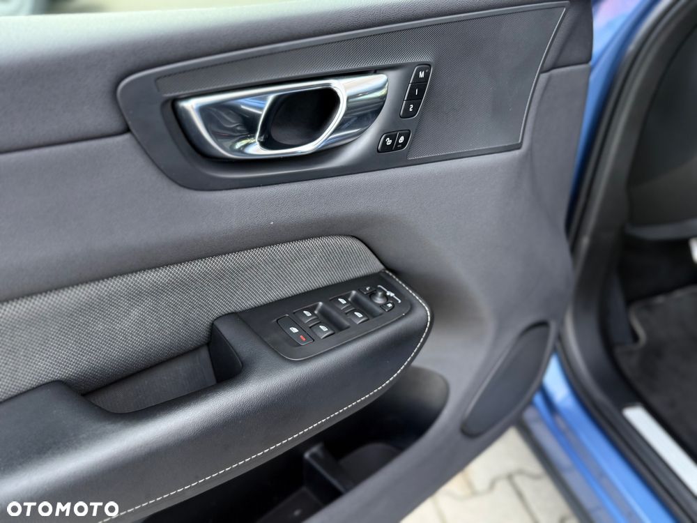 Volvo XC 60 - 34